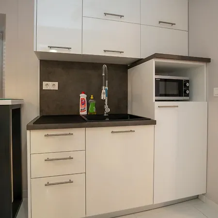 Apartman By The Sea Poljana, Ugljan - 8419 Poljana